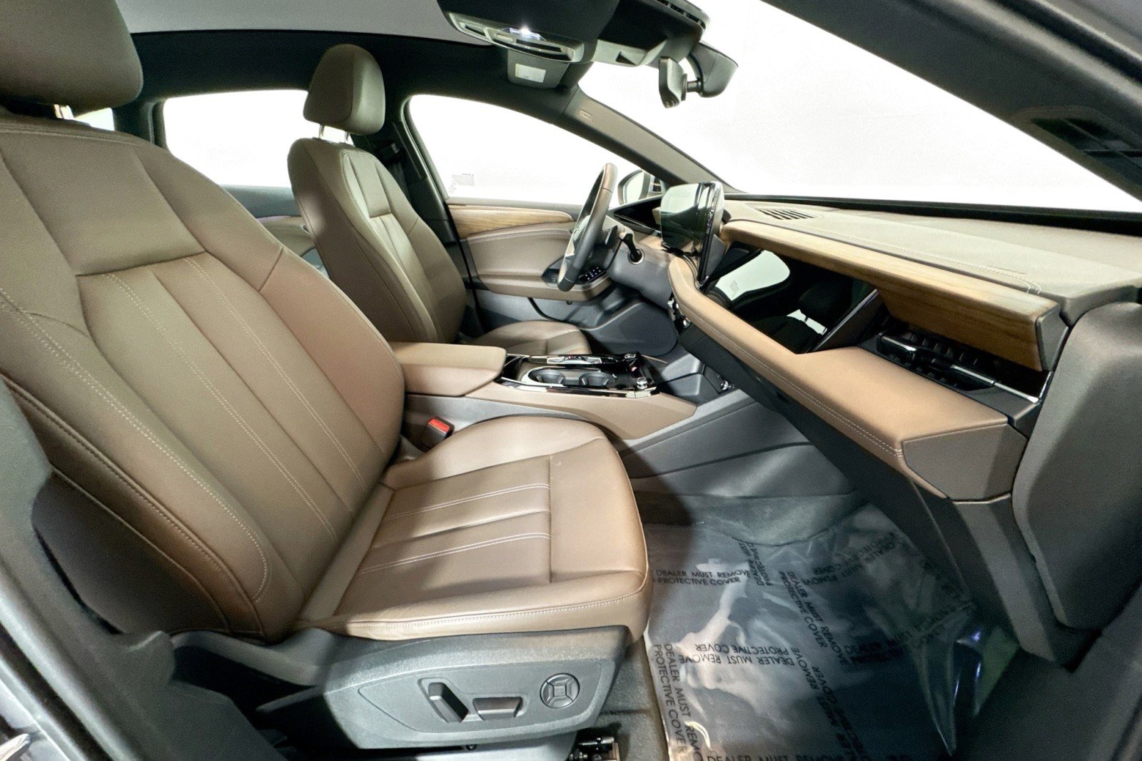 Used 2025 Audi A6 e-tron Premium w/ Convenience Package image 25
