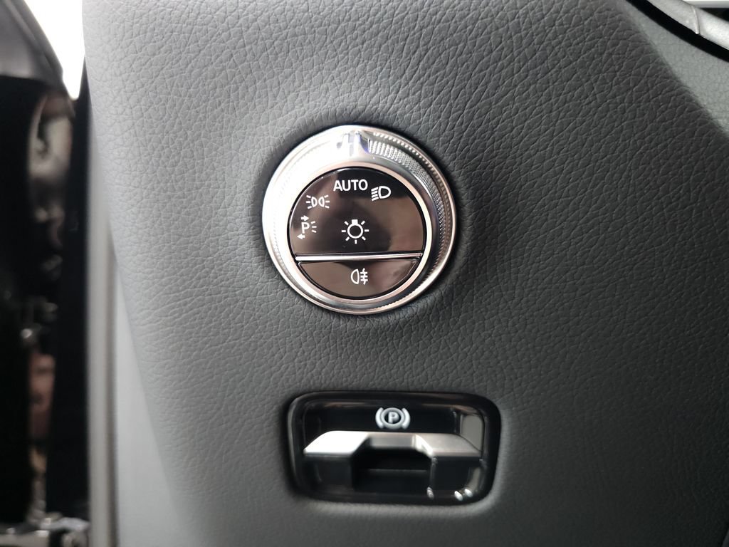Certified 2026 Mercedes-Benz GLC 300 4MATIC image 10