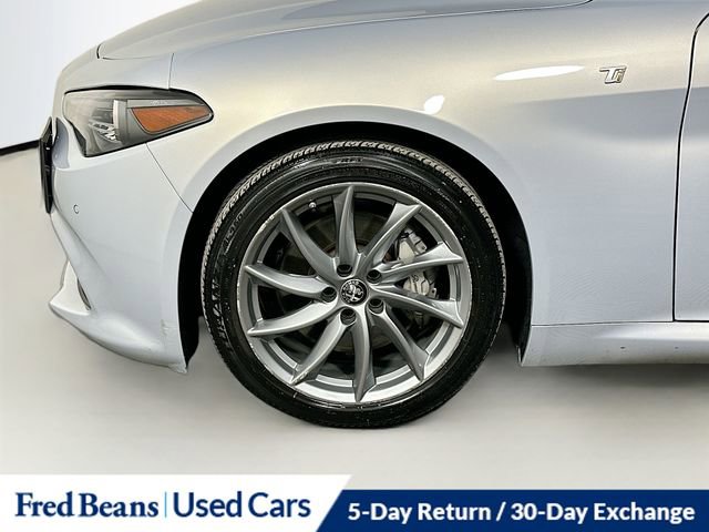 Used 2023 Alfa Romeo Giulia Ti image 34