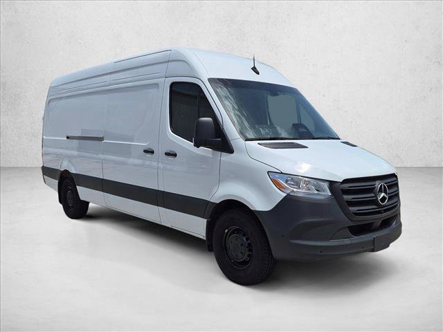 Used 2026 Mercedes-Benz Sprinter 2500 image 3