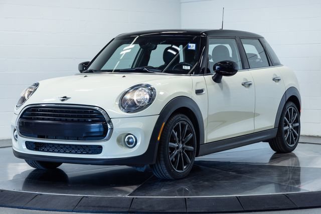 Used 2020 MINI Cooper 4-Door Hardtop image 6