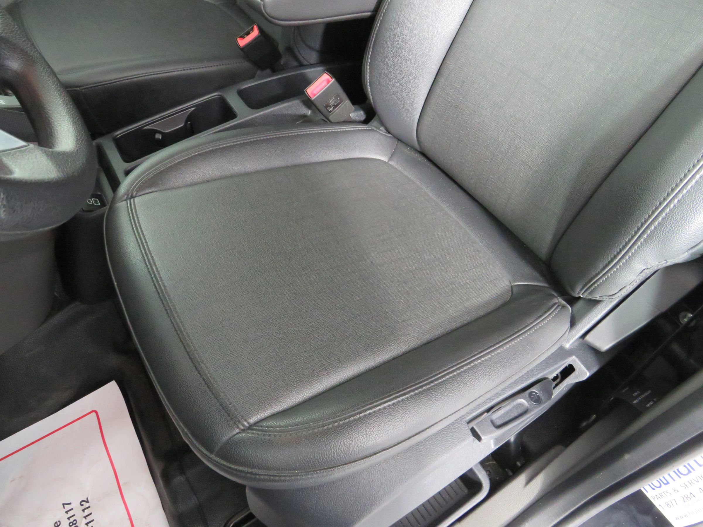 Used 2023 Ford Transit Connect XL FWD image 30