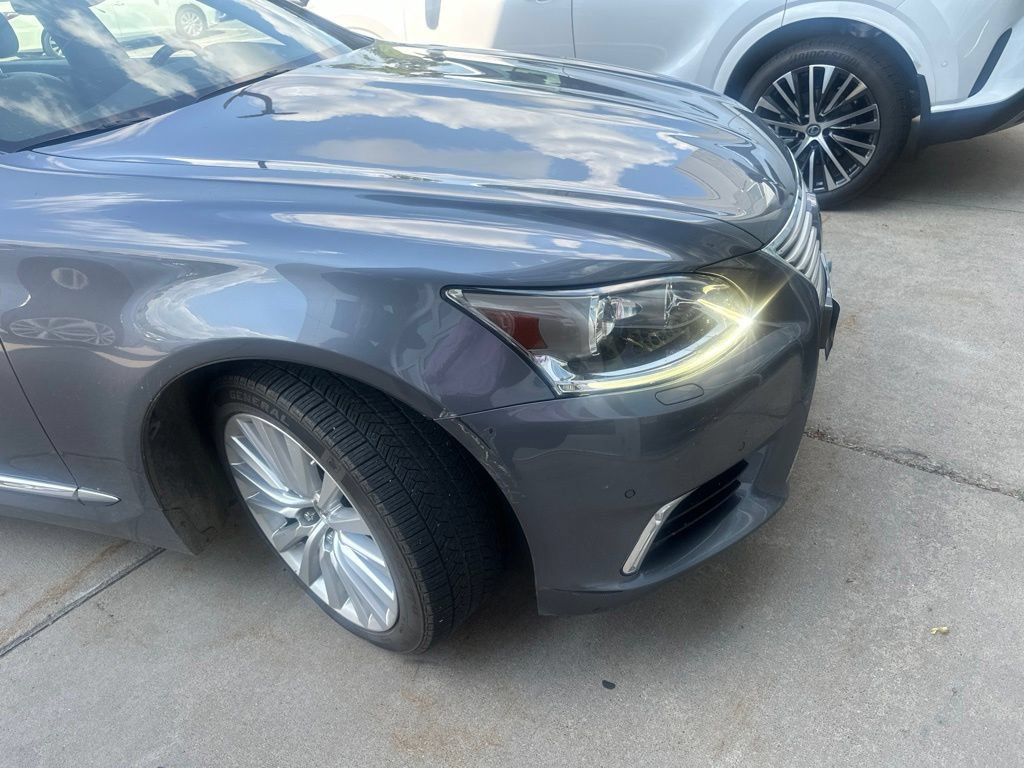 Used 2017 Lexus LS 460 AWD w/ Comfort Package image 16