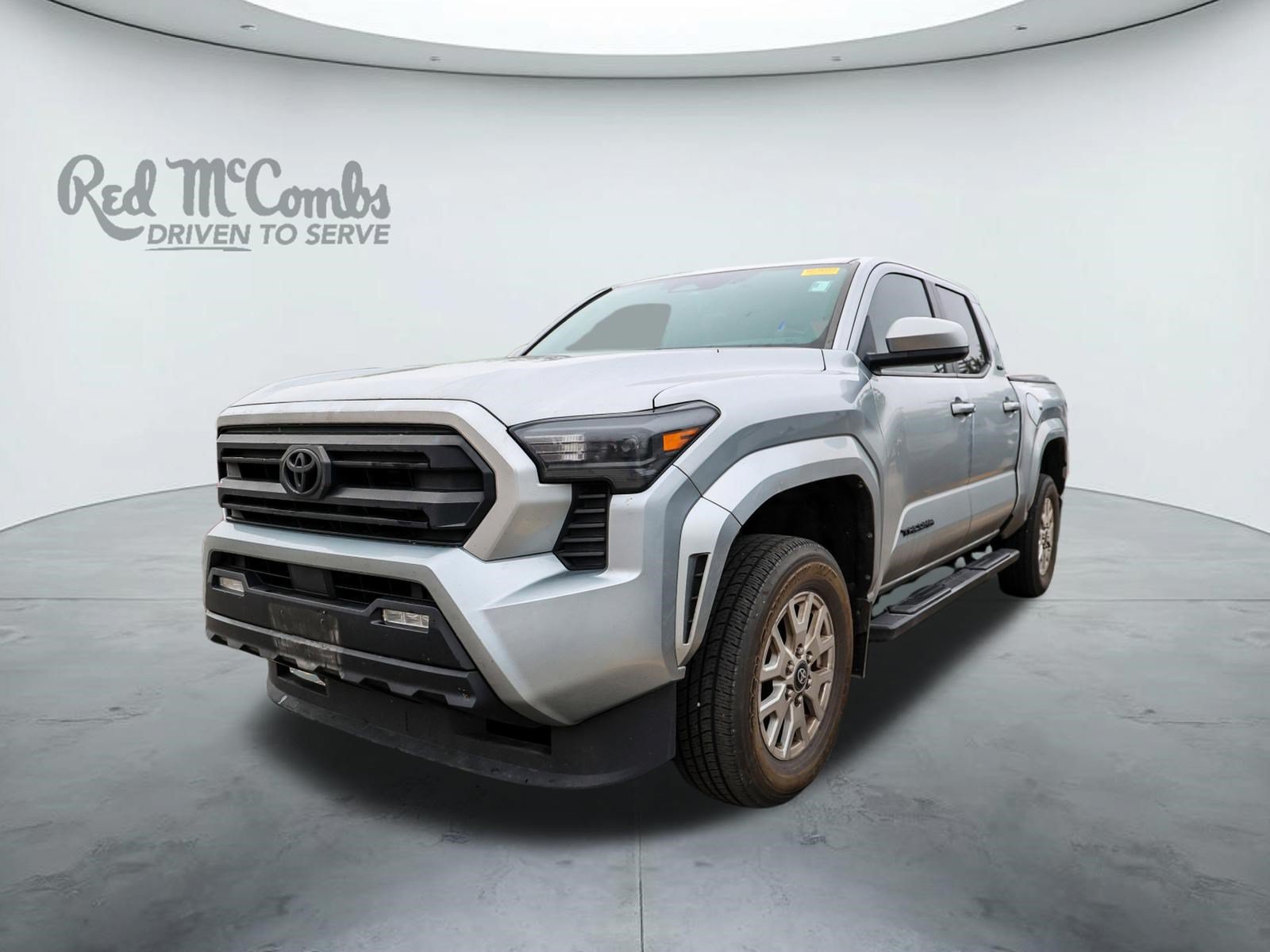 Used 2024 Toyota Tacoma SR5 RWD image 1