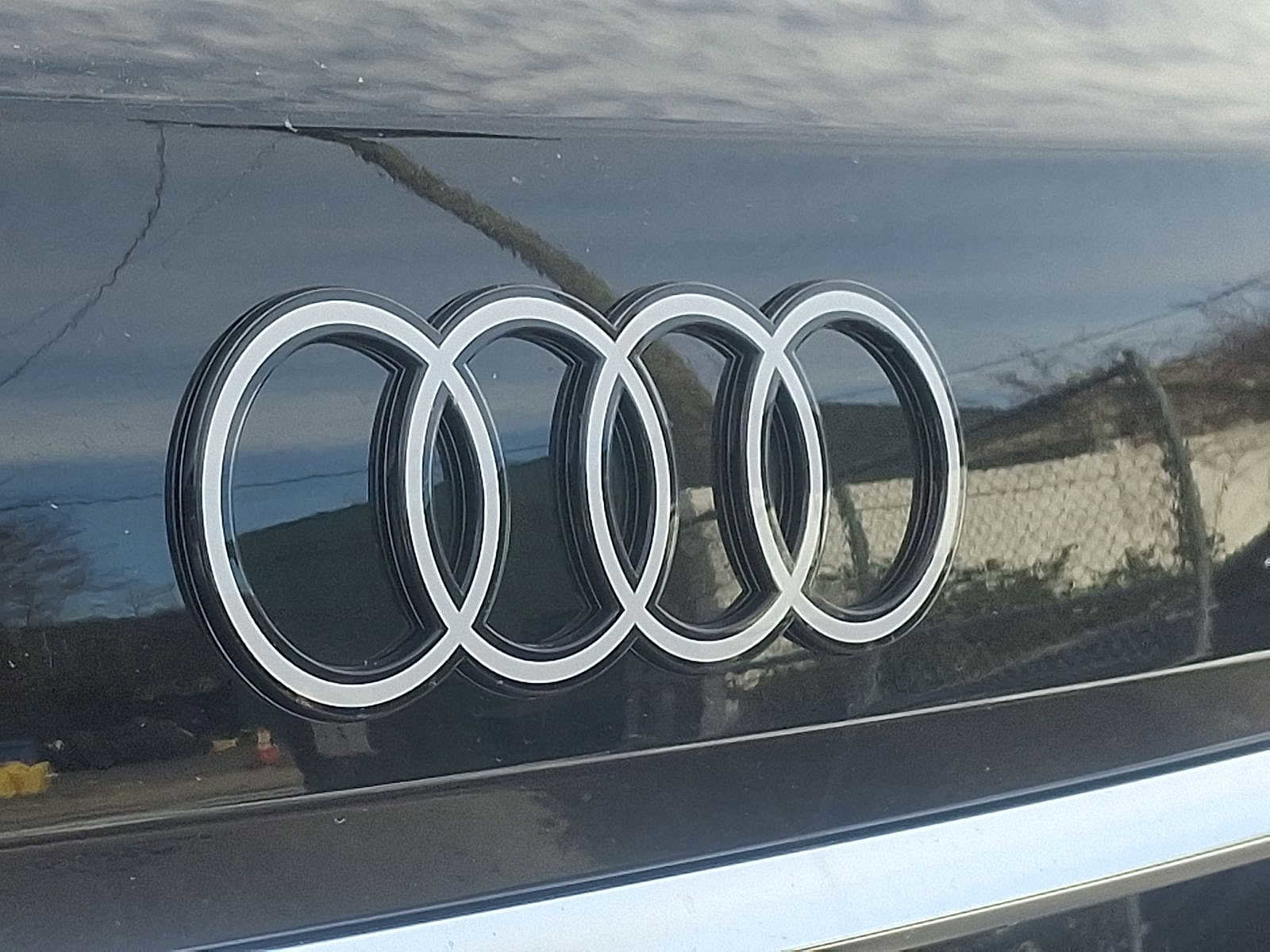 New 2026 Audi Q7 3.0T Premium image 18