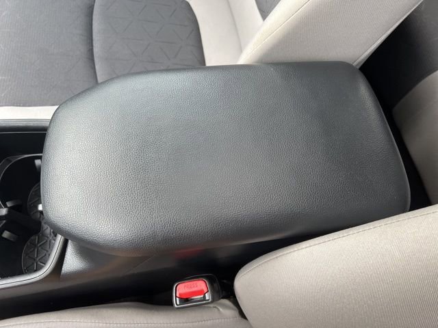 Used 2024 Toyota RAV4 XLE image 23