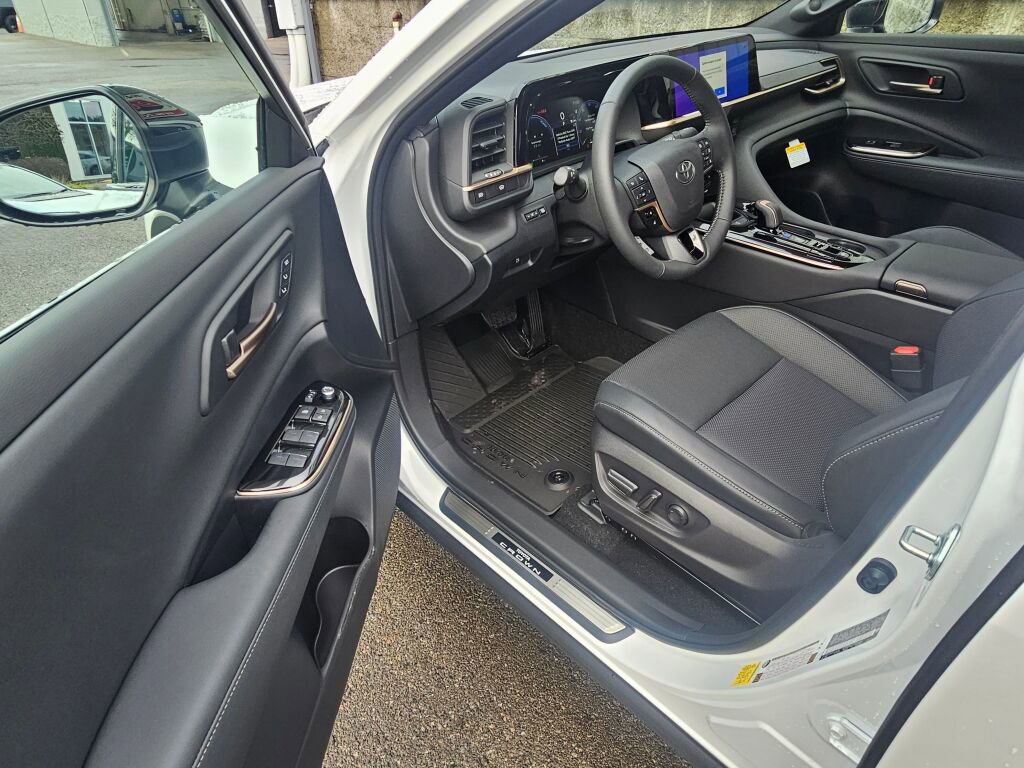 New 2026 Toyota Crown Limited image 11