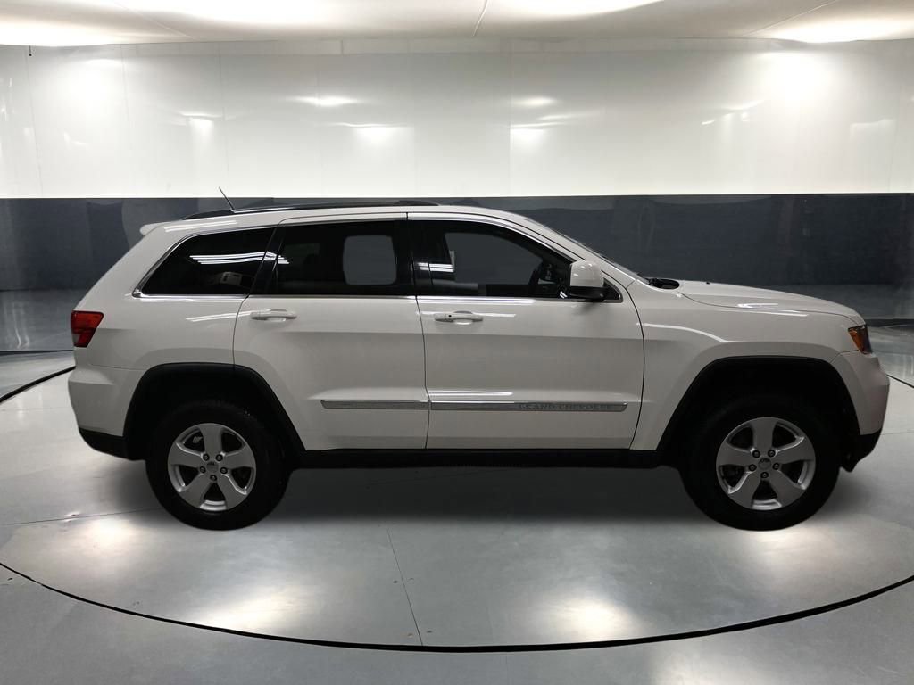 Used 2012 Jeep Grand Cherokee Laredo image 4