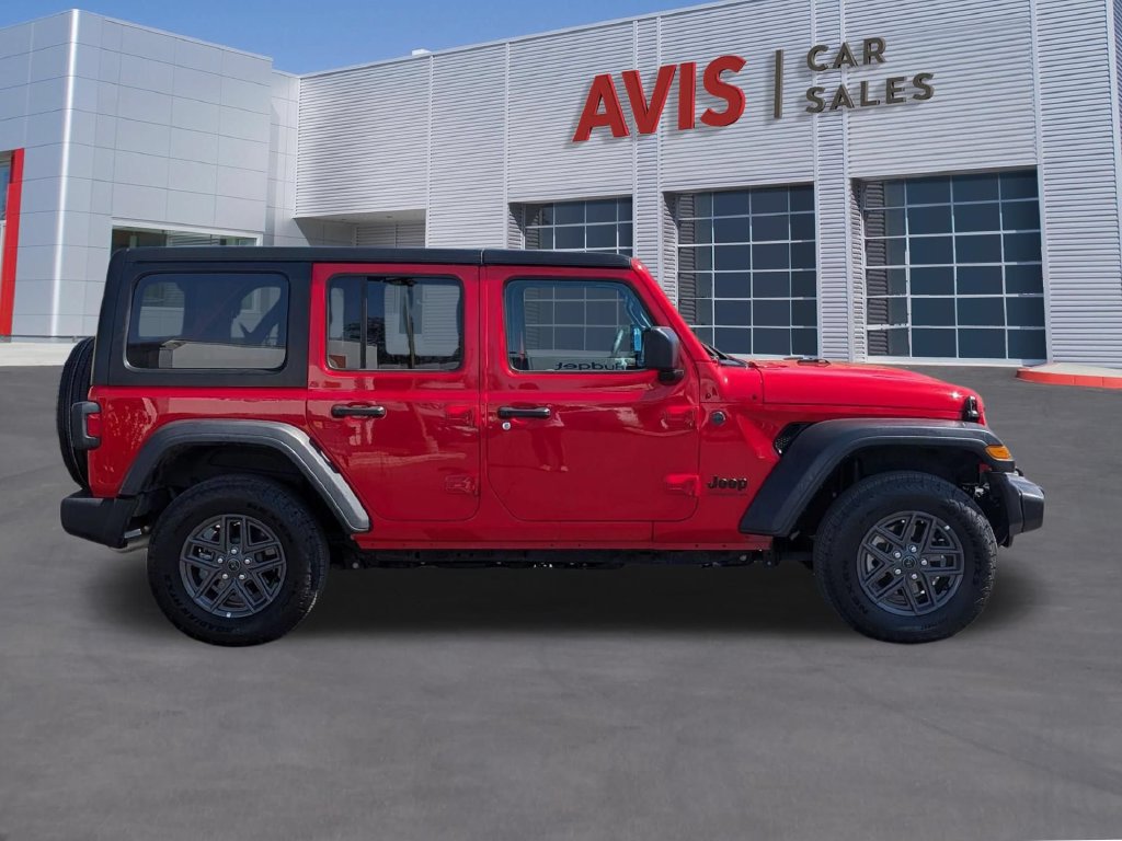 Used 2025 Jeep Wrangler Unlimited Sport AWD/4WD image 5