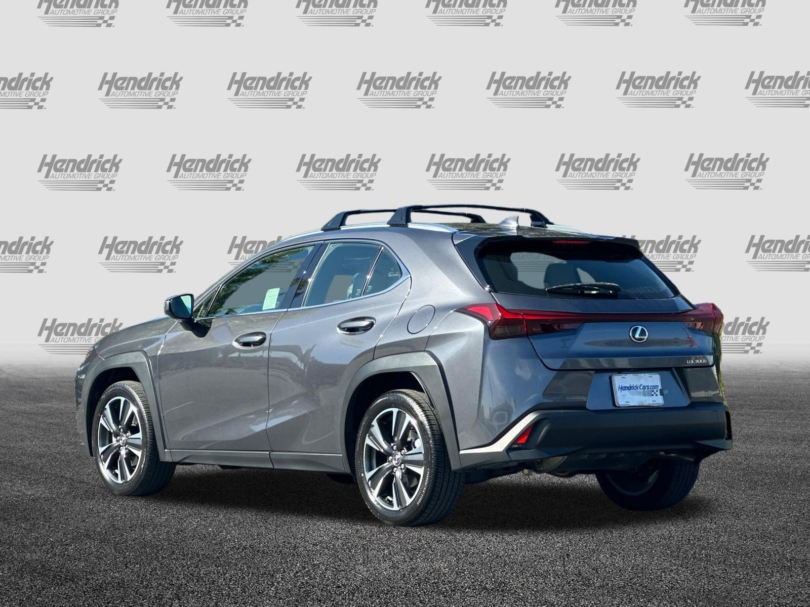 Certified 2025 Lexus UX 300h FWD w/ Accessory Package (Z2) image 7