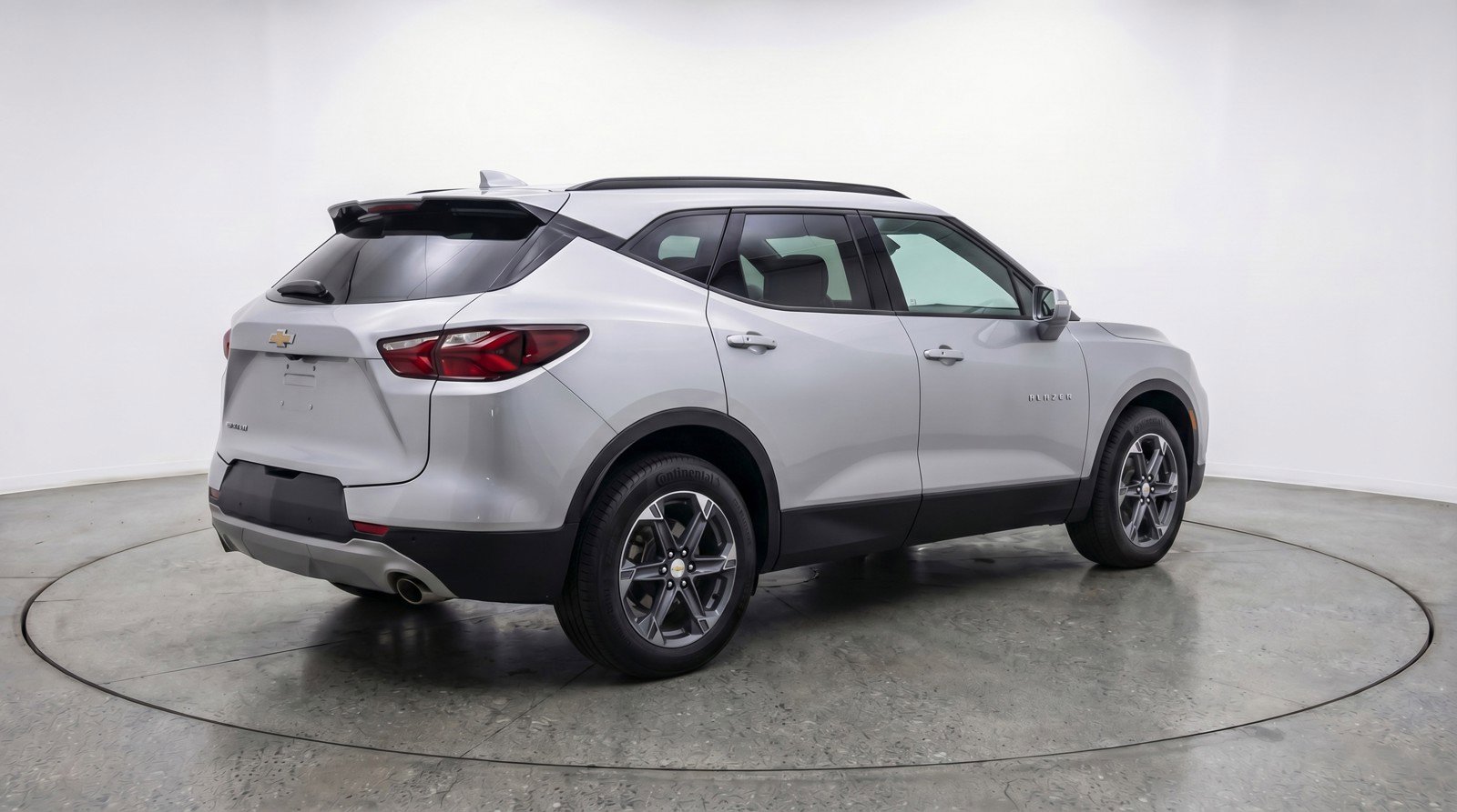 Used 2025 Chevrolet Blazer LT image 9
