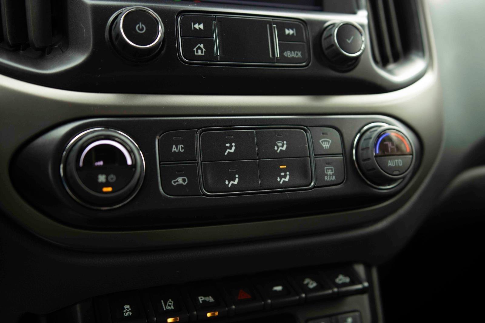 Used 2022 Chevrolet Colorado Z71 w/ Safety Package image 9