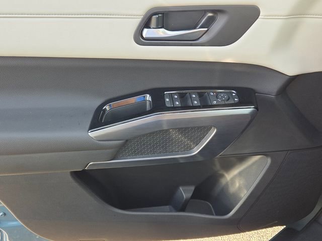 New 2026 Nissan Pathfinder SL FWD image 28