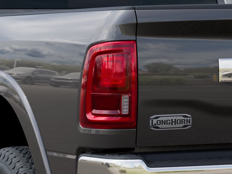 New 2026 RAM 2500 Limited AWD/4WD image 17