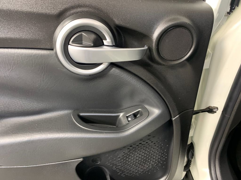 Used 2017 FIAT 500X Trekking image 31