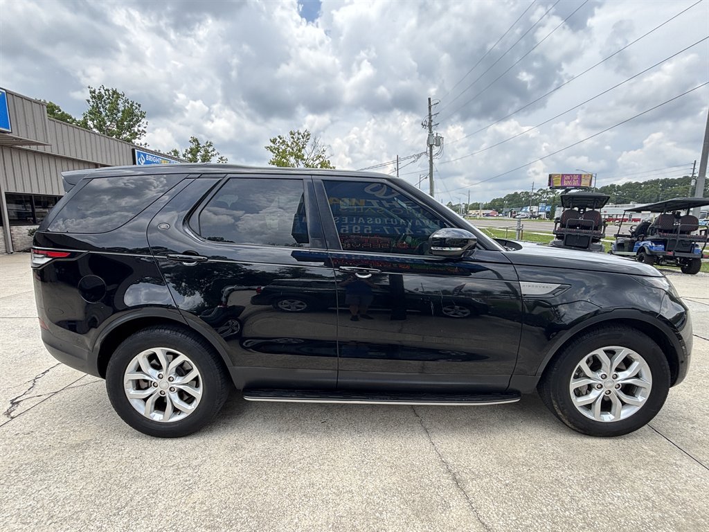 Used 2020 Land Rover Discovery SE AWD/4WD image 6