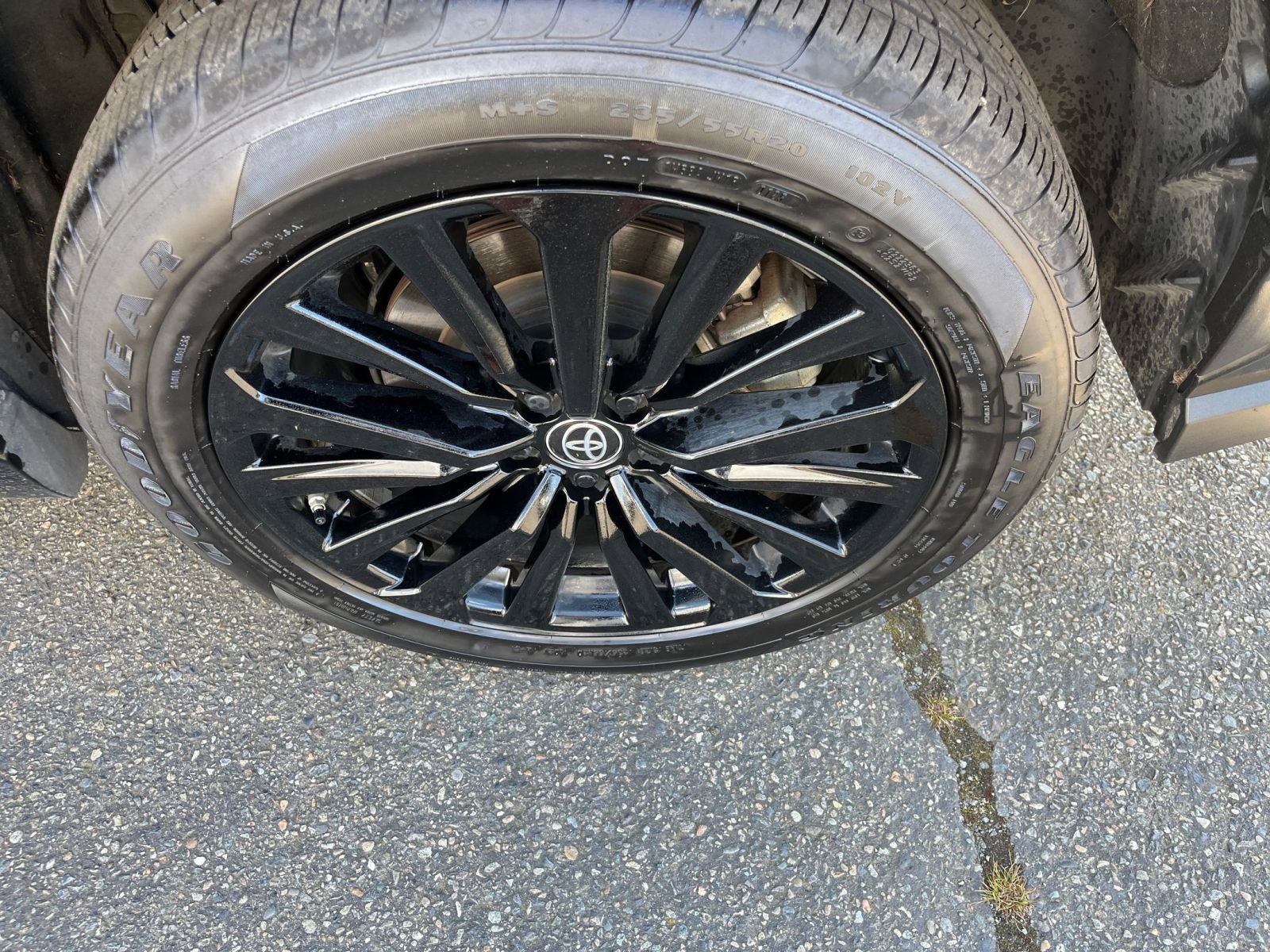 Used 2025 Toyota Highlander XSE image 33