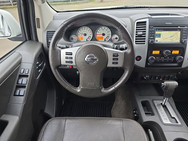 Used 2015 Nissan Frontier PRO-4X w/ Pro-4x Luxury Package image 19