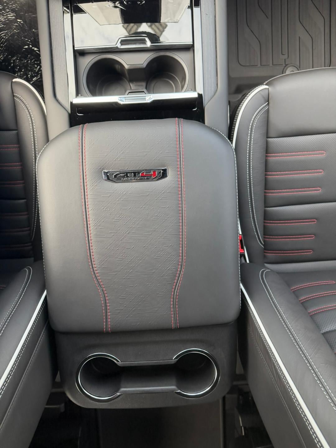 New 2026 GMC Yukon AT4 Ultimate w/ LPO, Floor Liner Package AWD/4WD image 37