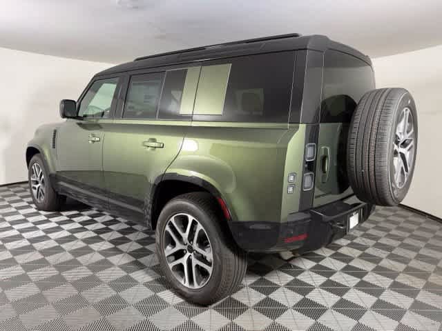New 2026 Land Rover Defender 110 X-Dynamic SE AWD/4WD image 4