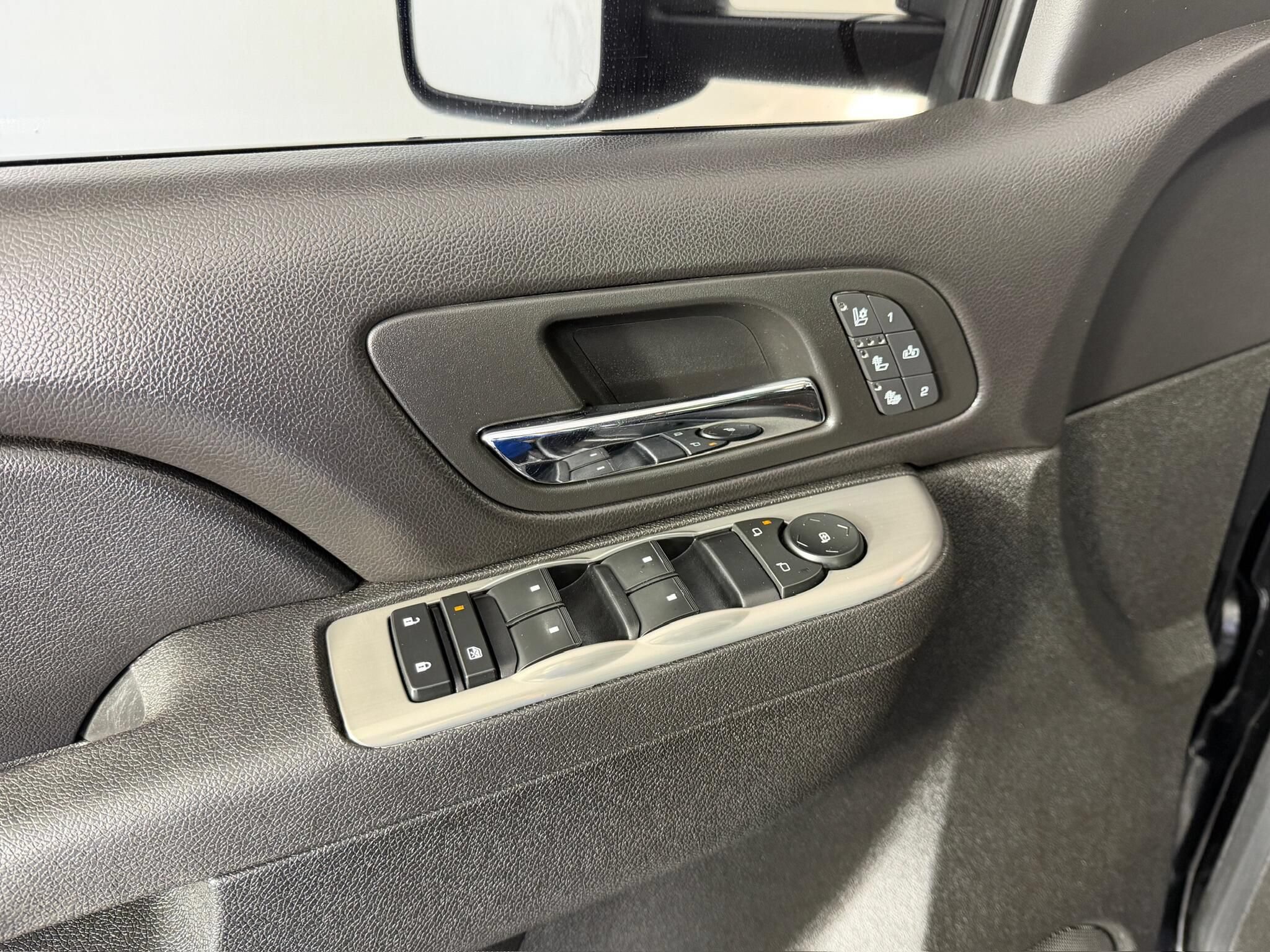 Used 2012 Chevrolet Silverado 3500 LTZ w/ LTZ Plus Package AWD/4WD image 17