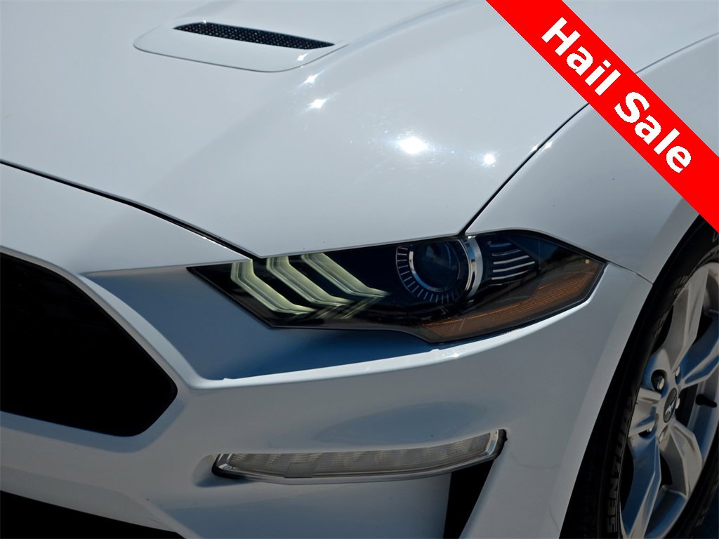 Used 2022 Ford Mustang EcoBoost image 3