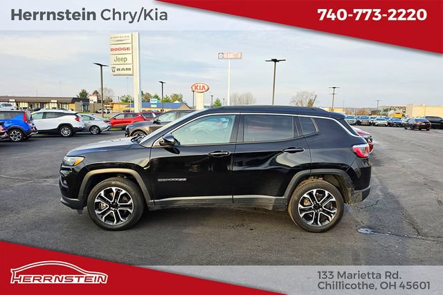 Used 2023 Jeep Compass Limited w/ Sun and Sound Group AWD/4WD image 4