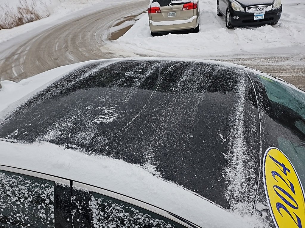 Used 2024 Toyota Crown Limited image 17