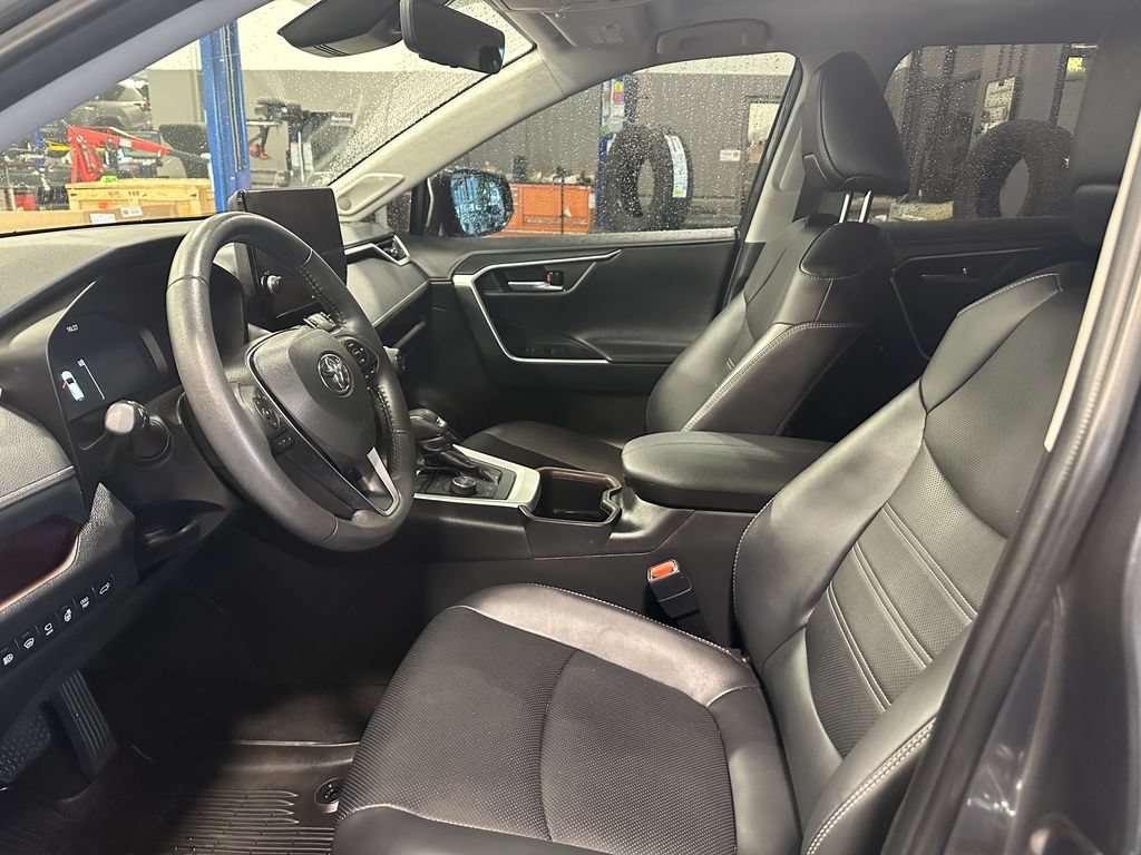 Certified 2023 Toyota RAV4 Limited AWD/4WD image 14