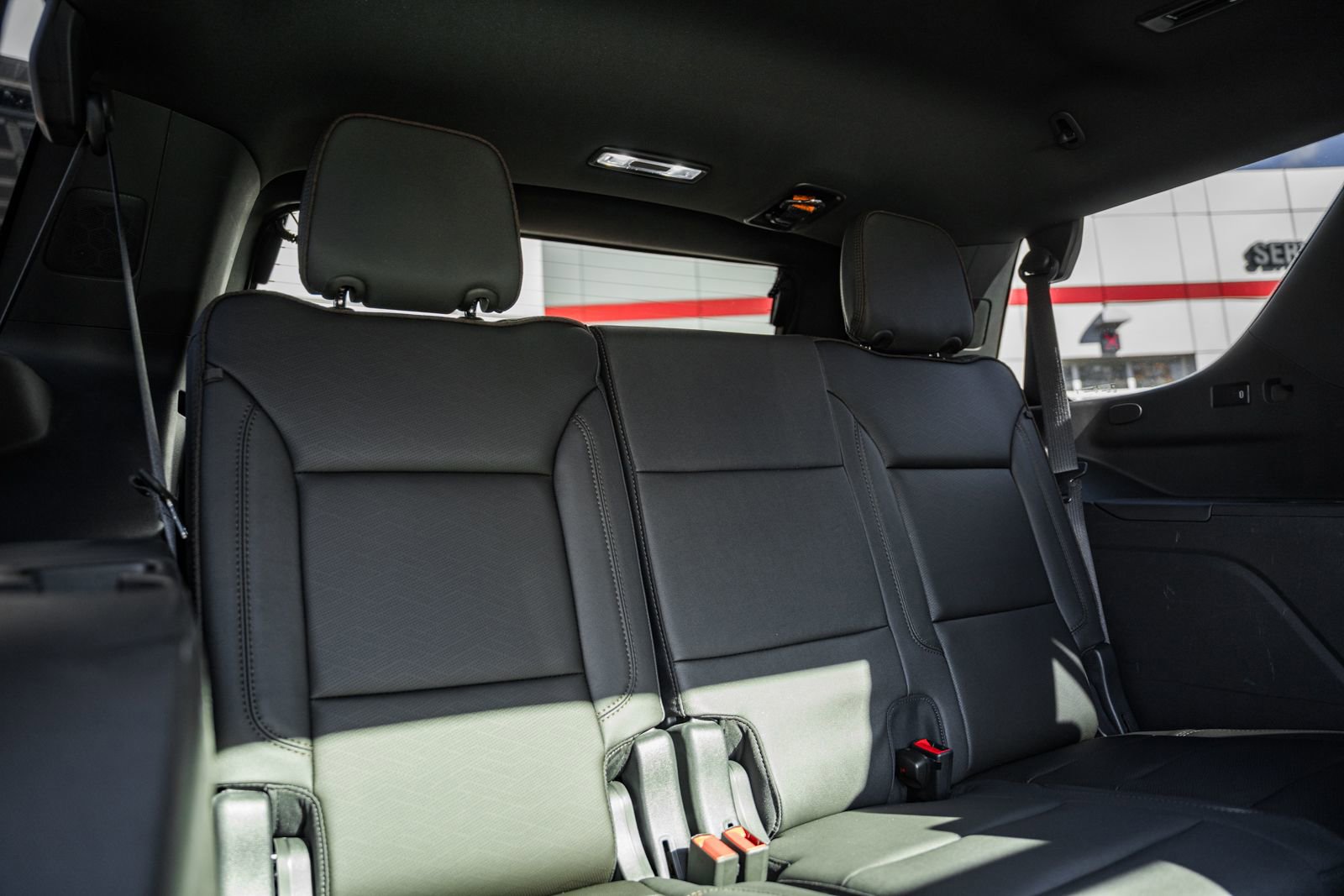 Used 2023 Chevrolet Tahoe High Country image 41