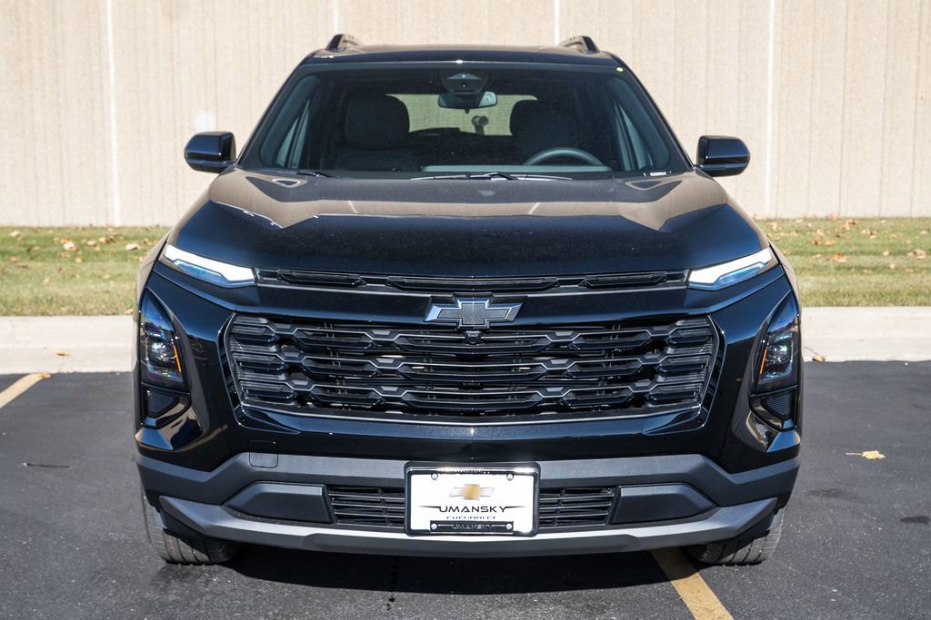 New 2026 Chevrolet Equinox LT image 3