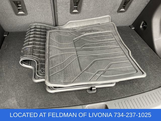 Used 2023 Chevrolet Bolt EUV Premier w/ Sun & Sound Package image 36