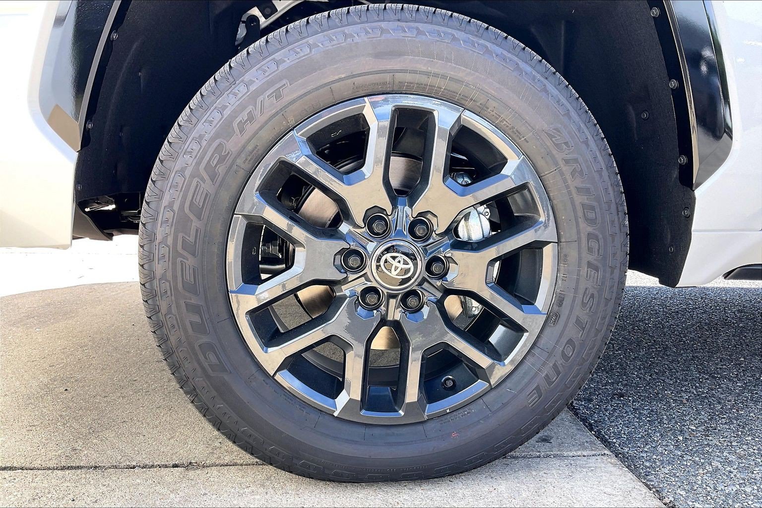 New 2026 Toyota Tundra Platinum AWD/4WD image 15