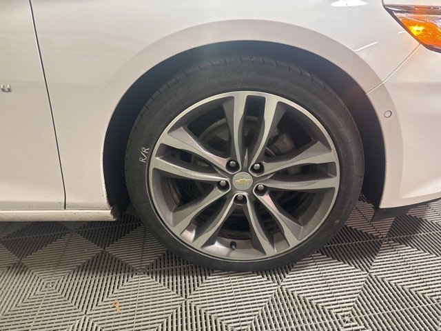 Used 2020 Chevrolet Malibu Premier image 43