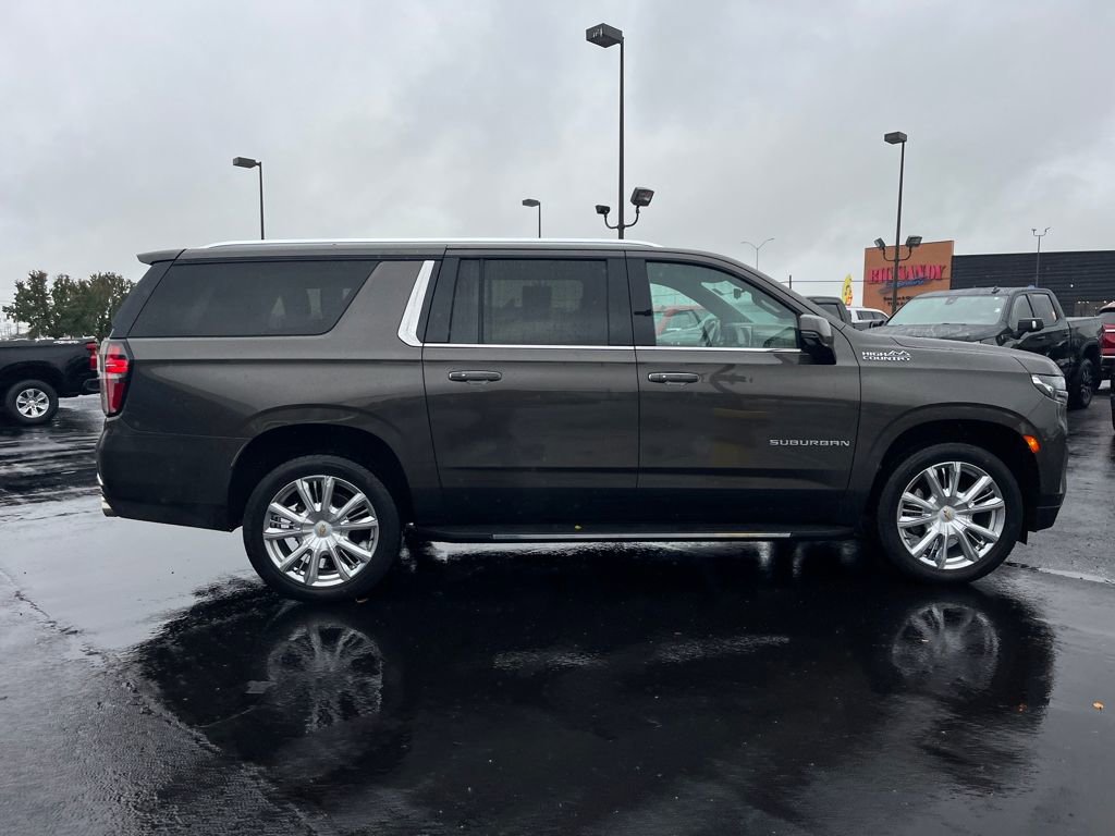 Used 2021 Chevrolet Suburban High Country image 6