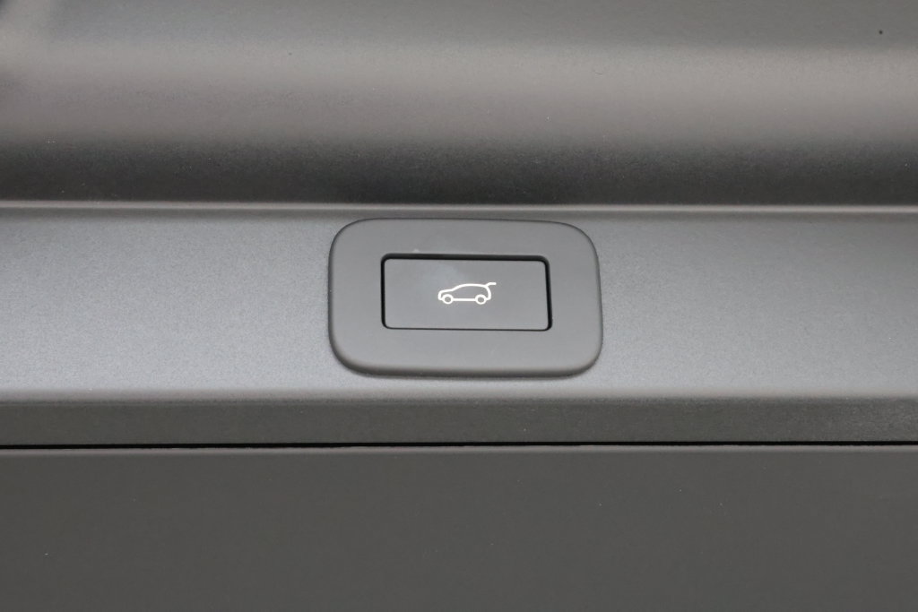 New 2026 Land Rover Range Rover SE AWD/4WD image 34