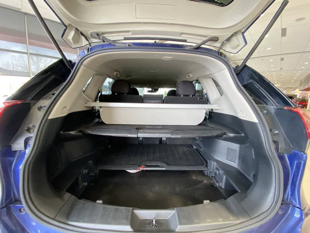 Used 2020 Nissan Rogue S AWD/4WD image 25