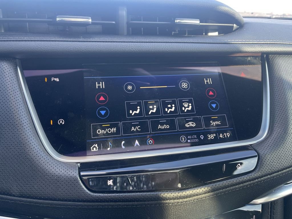Certified 2024 Cadillac XT5 Premium Luxury FWD image 25