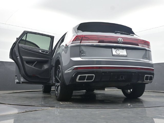 Used 2024 Volkswagen Atlas Cross Sport SEL Premium R-Line AWD/4WD image 58