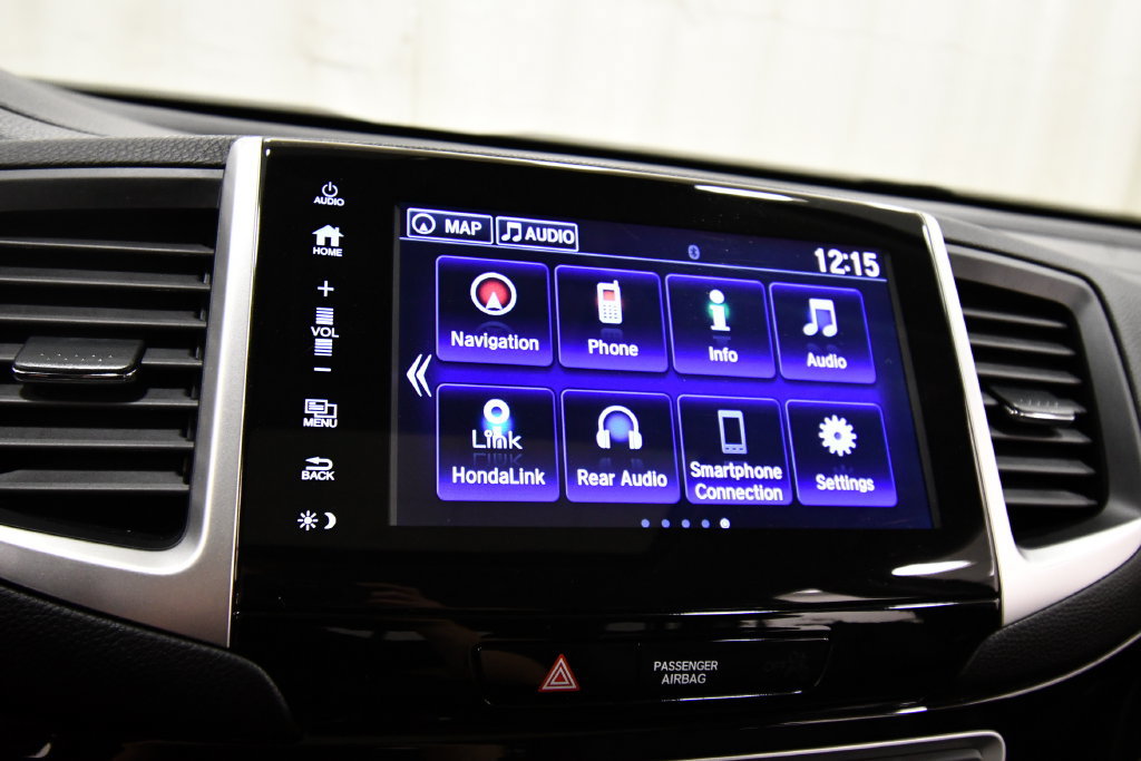 Certified 2017 Honda Pilot Touring image 24