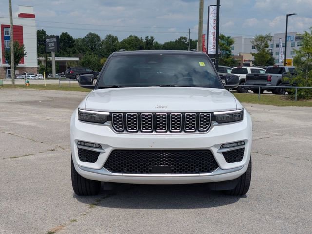 Used 2025 Jeep Grand Cherokee Summit AWD/4WD image 8