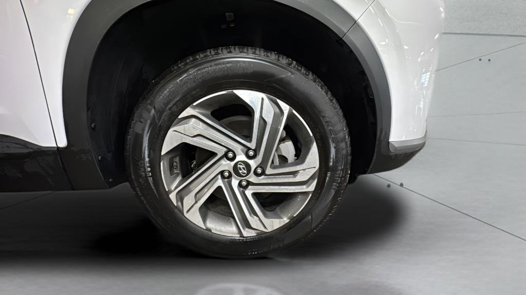 Used 2023 Hyundai Santa Fe SEL image 14