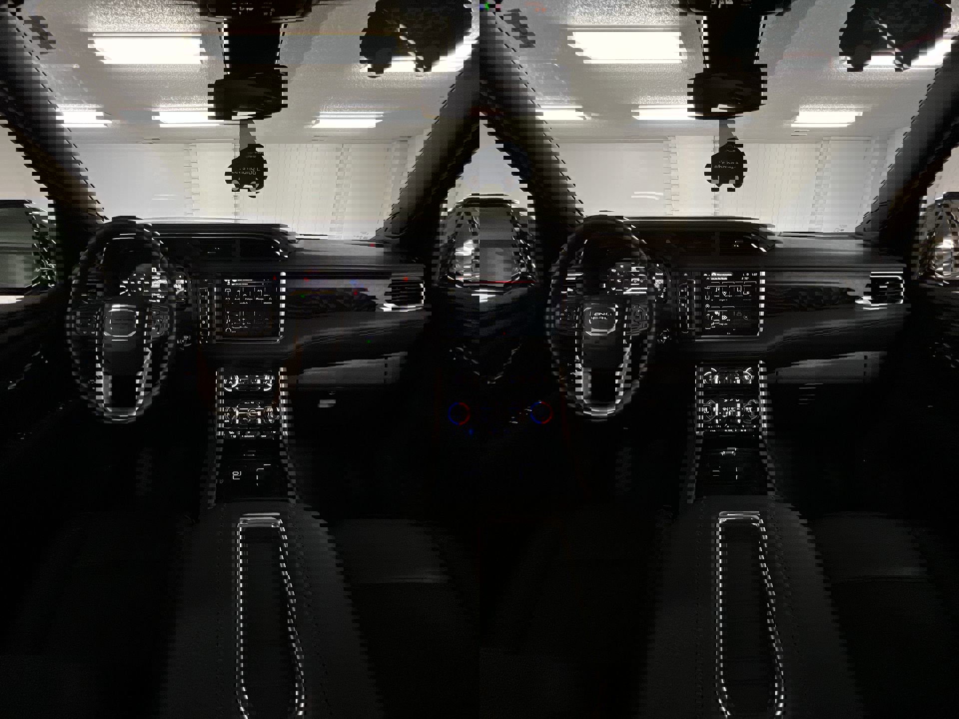 Certified 2024 GMC Yukon XL Denali w/ Max Trailering Package image 77