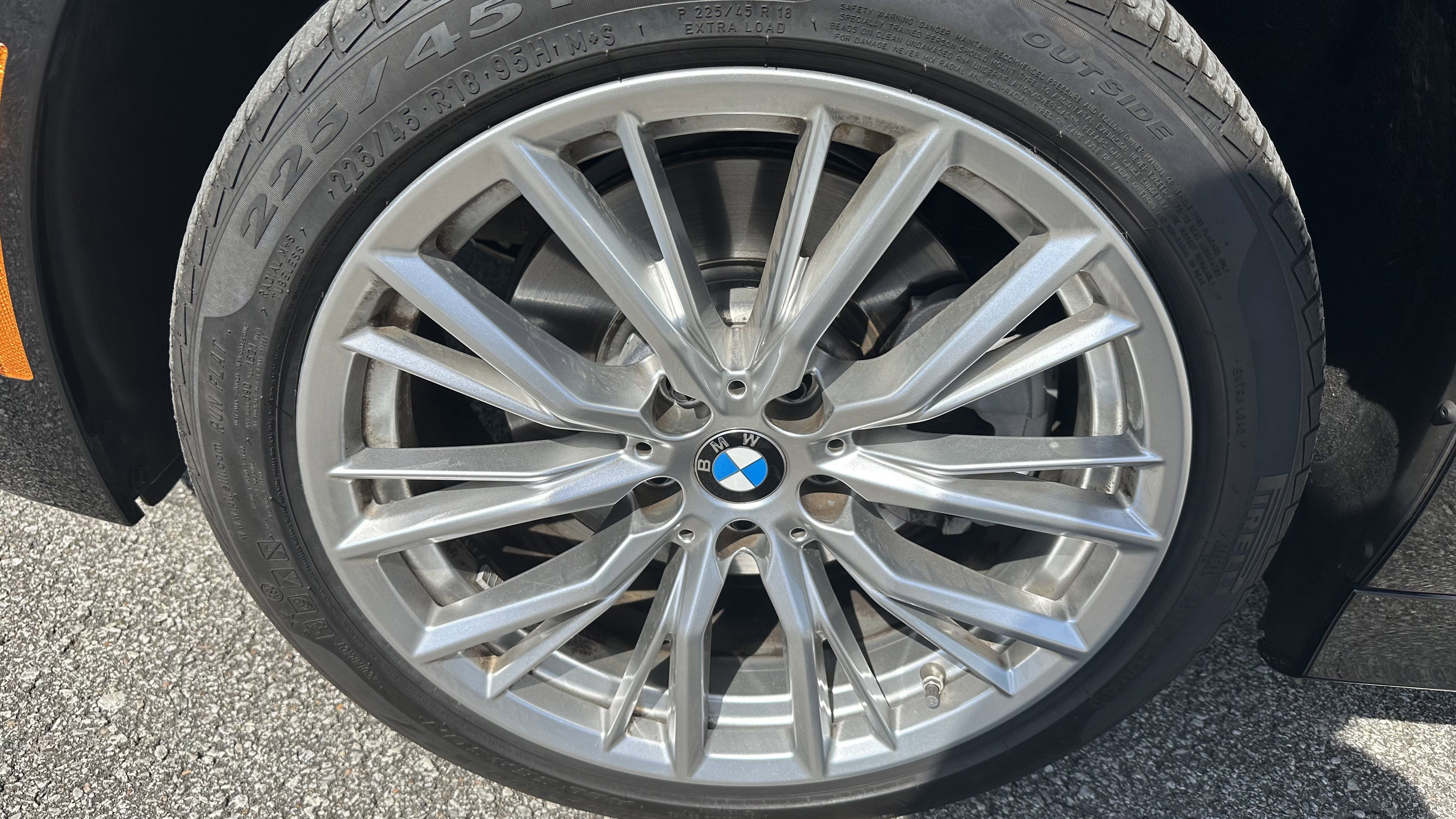 Used 2023 BMW 330i xDrive Sedan w/ Premium Package AWD/4WD image 12