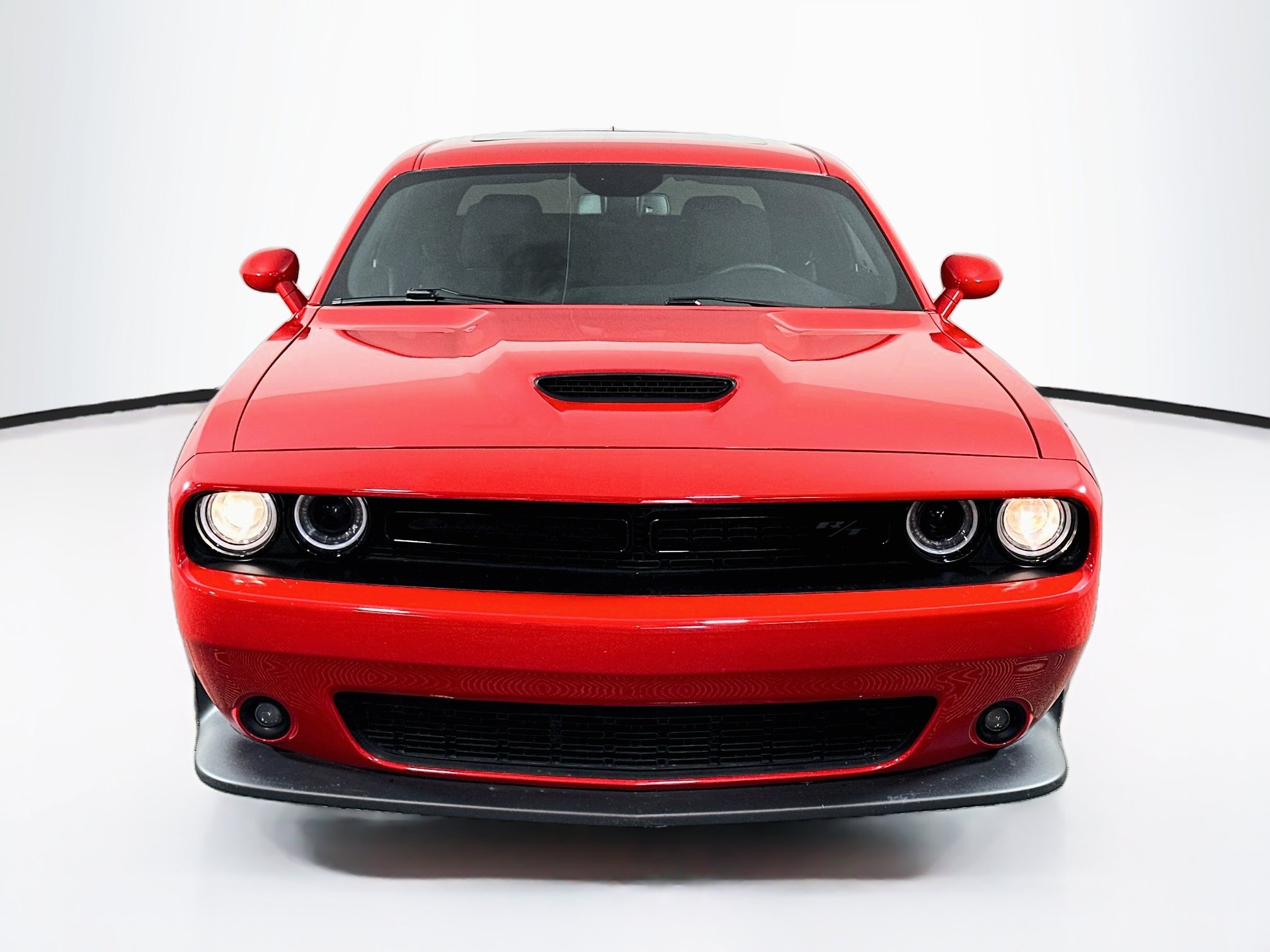 Used 2022 Dodge Challenger R/T w/ Blacktop Package RWD image 2