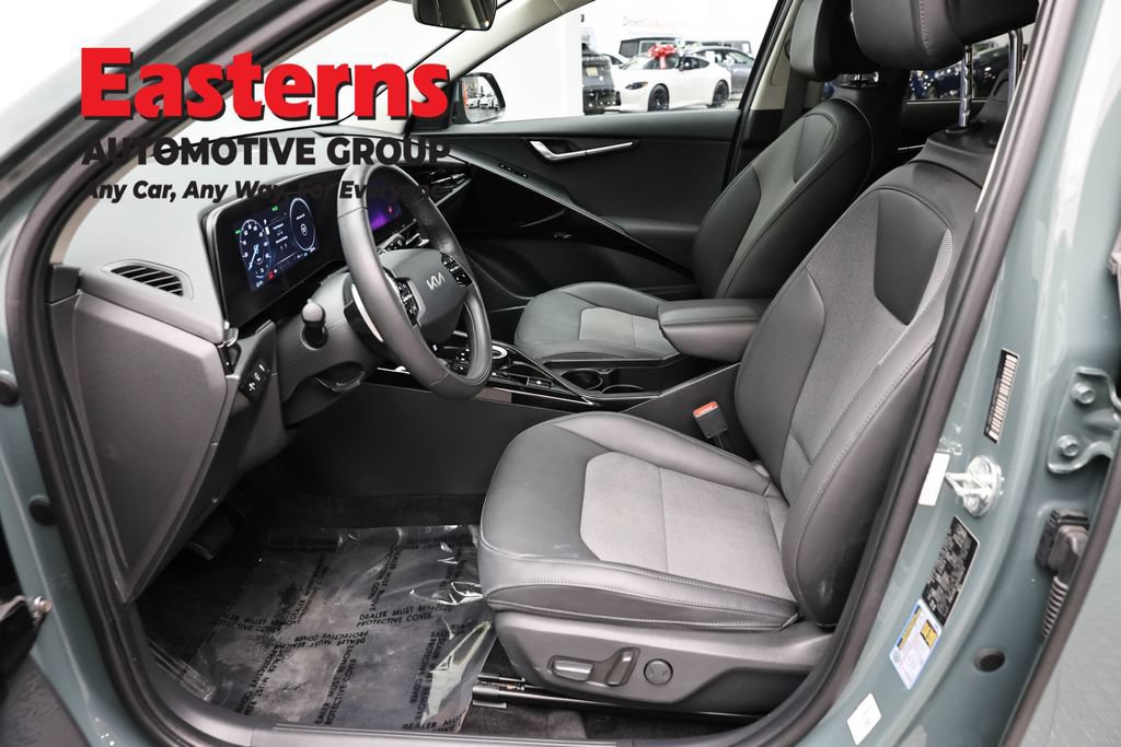 Used 2023 Kia Niro Wind FWD image 16