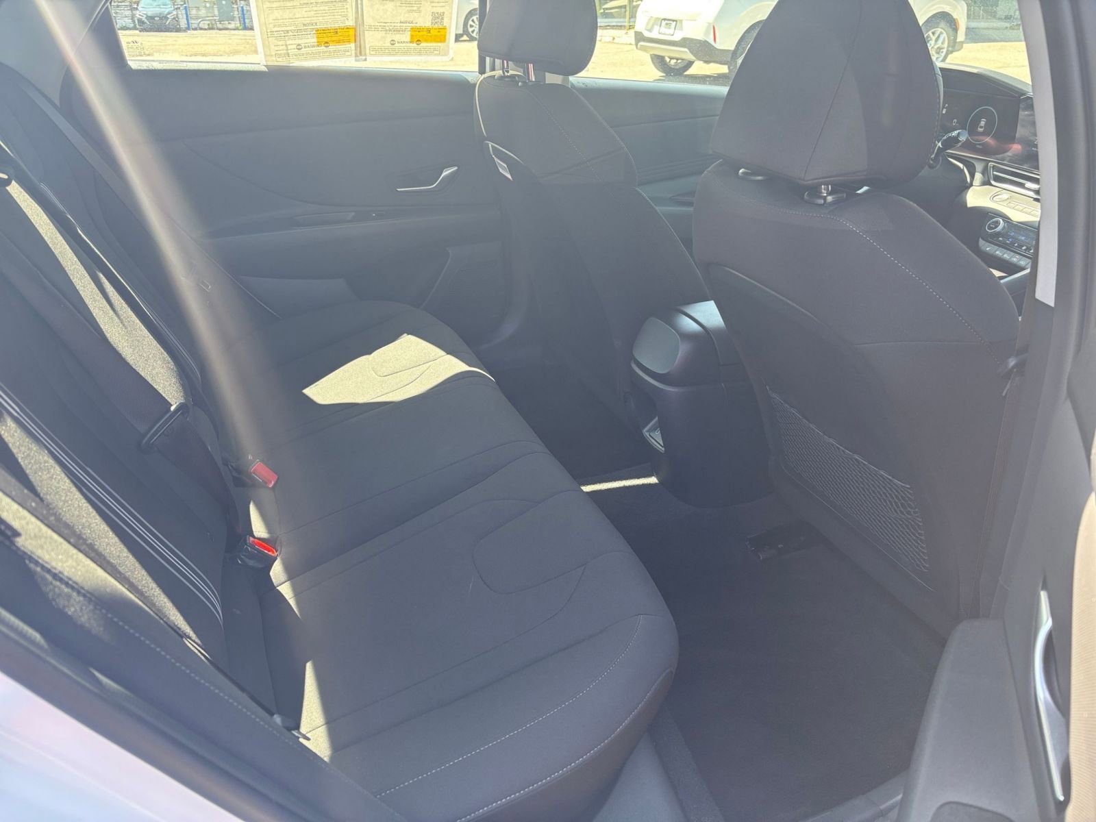 Used 2025 Hyundai Elantra SEL FWD image 41