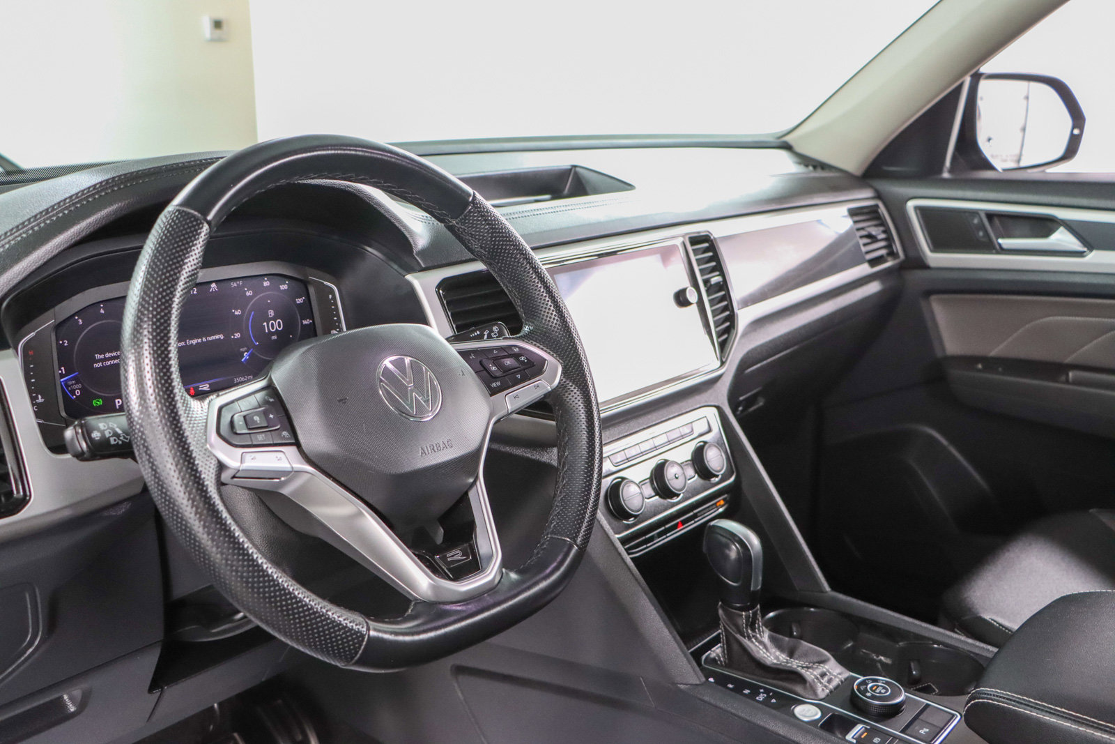 Used 2023 Volkswagen Atlas SEL R-Line image 24