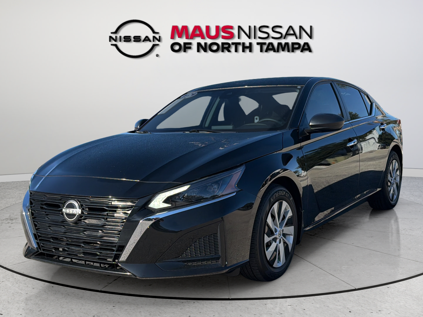 Used 2025 Nissan Altima 2.5 S FWD image 4