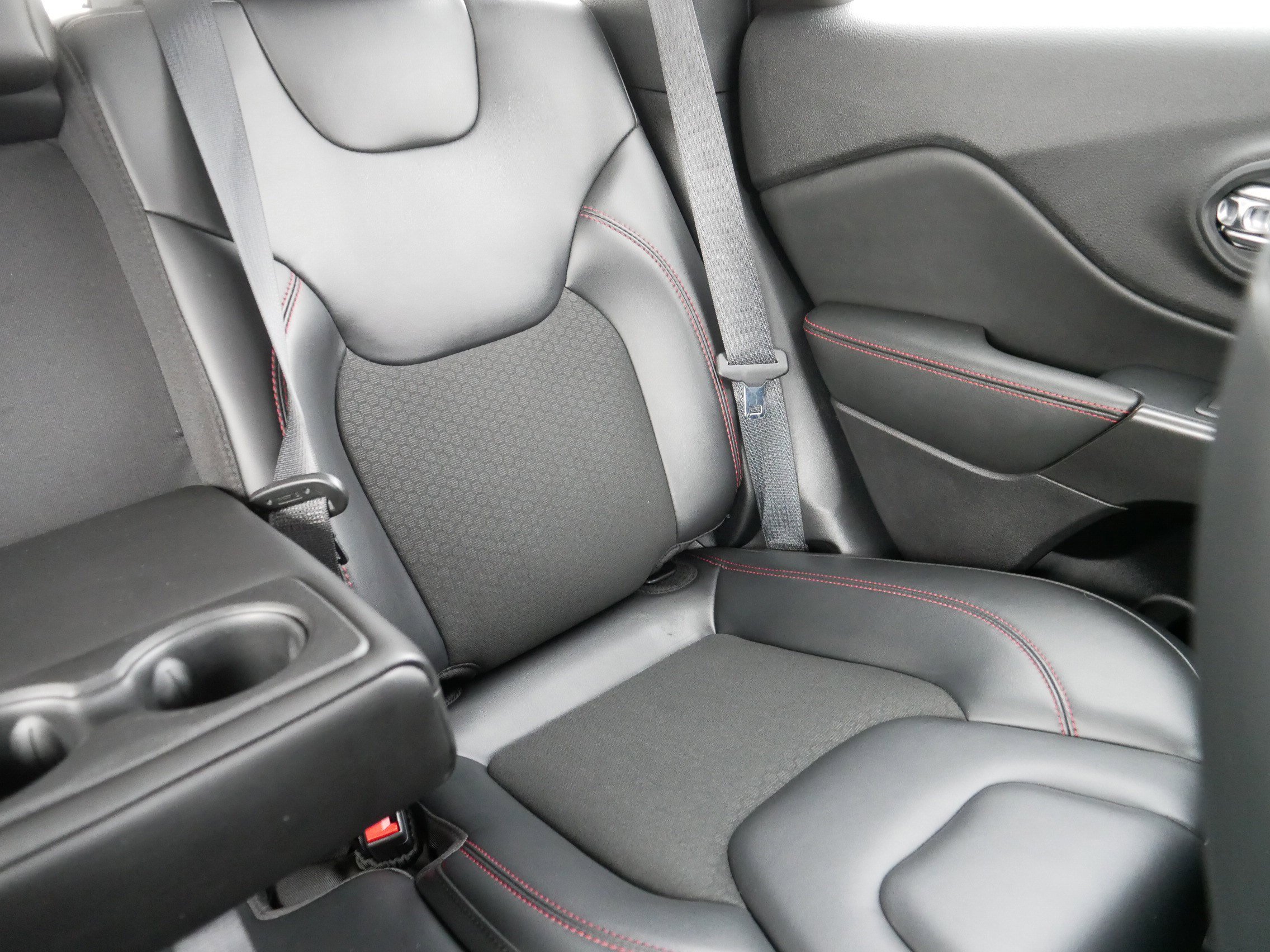 Certified 2021 Jeep Cherokee Trailhawk image 14